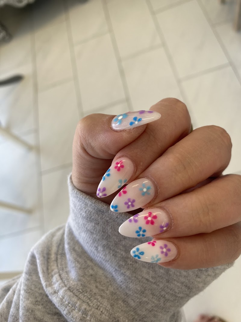 Paint Nails & Spa, nail salon in Hickory, NC, photo 4 of 9
