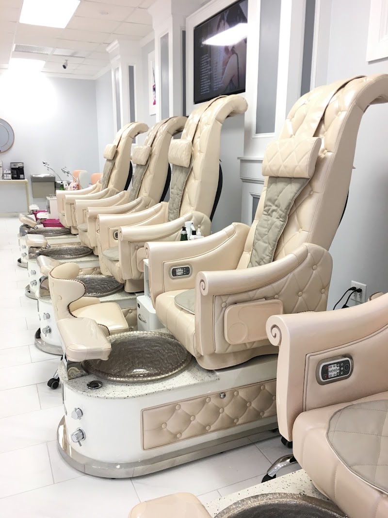 Paint Nails & Spa, nail salon in Hickory, NC, photo 6 of 9